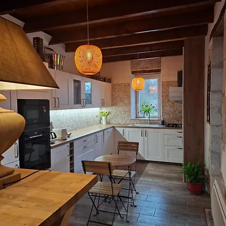 Casa Oksana 3*